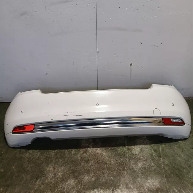 Paraurti posteriore con sensore parcheggio Primer