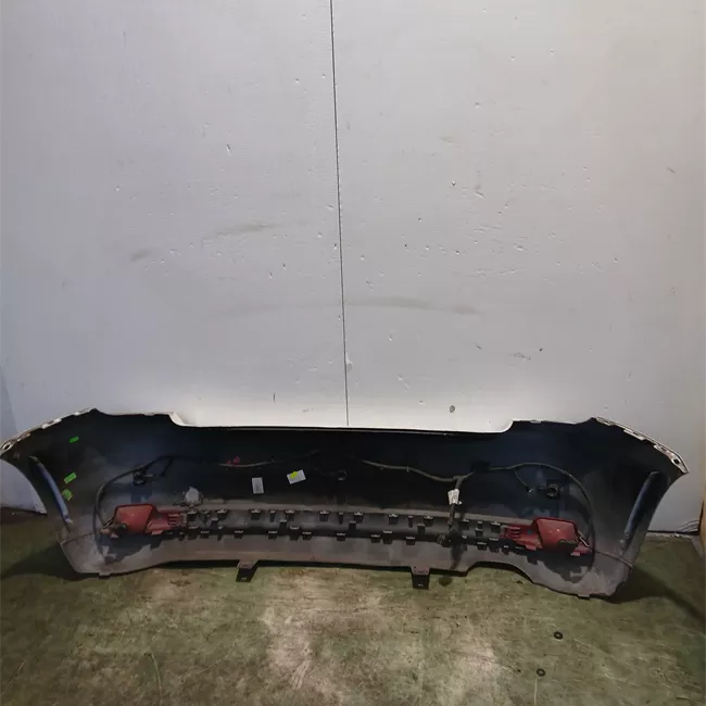 Paraurti posteriore con sensore parcheggio Primer