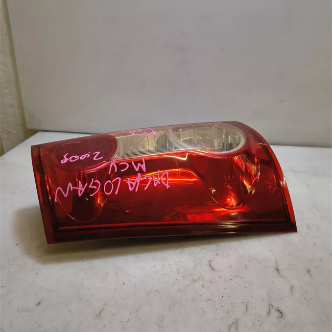 Fanale posteriore sinistro