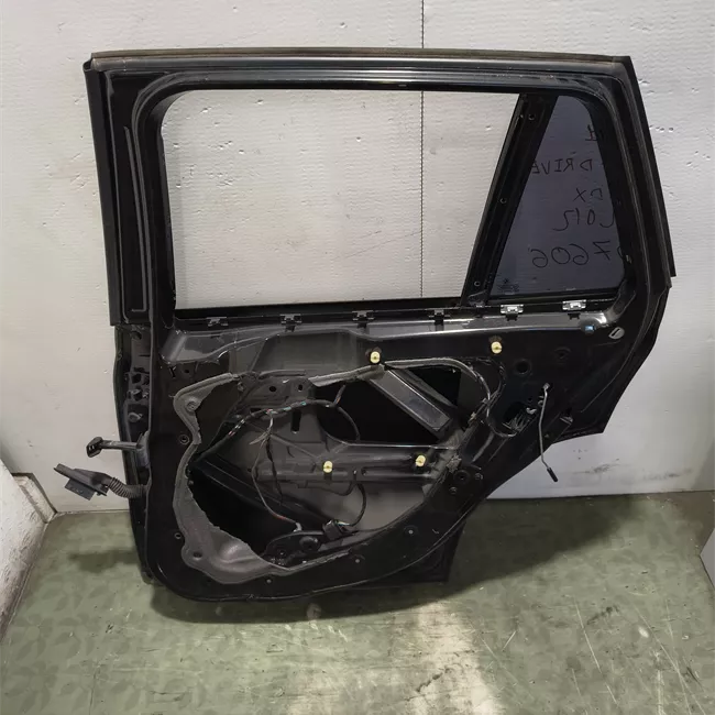 Porta posteriore destra