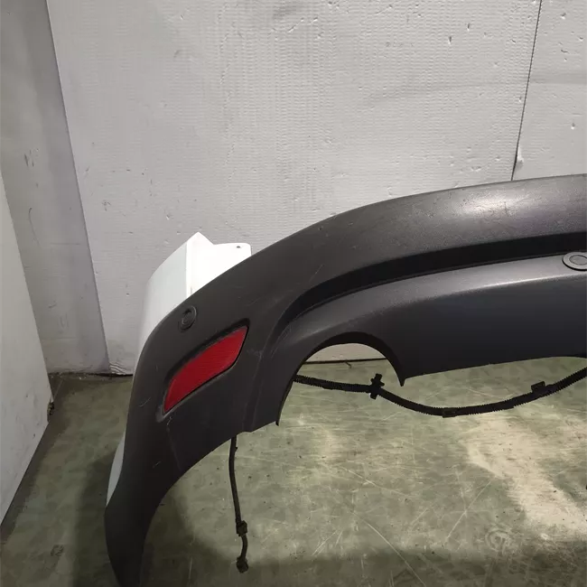 Paraurti posteriore centrale