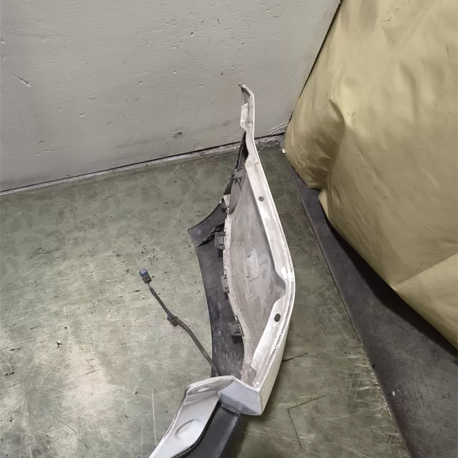 Paraurti posteriore centrale