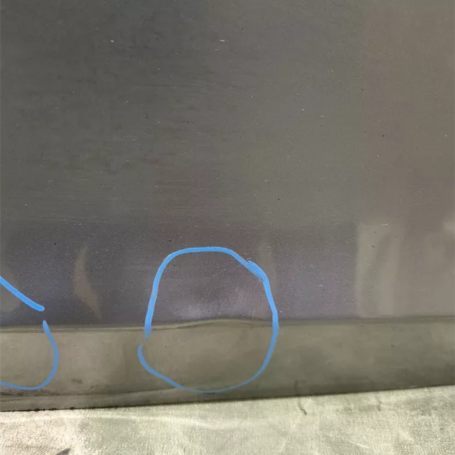 Porta anteriore destra