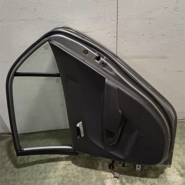 Porta posteriore destra