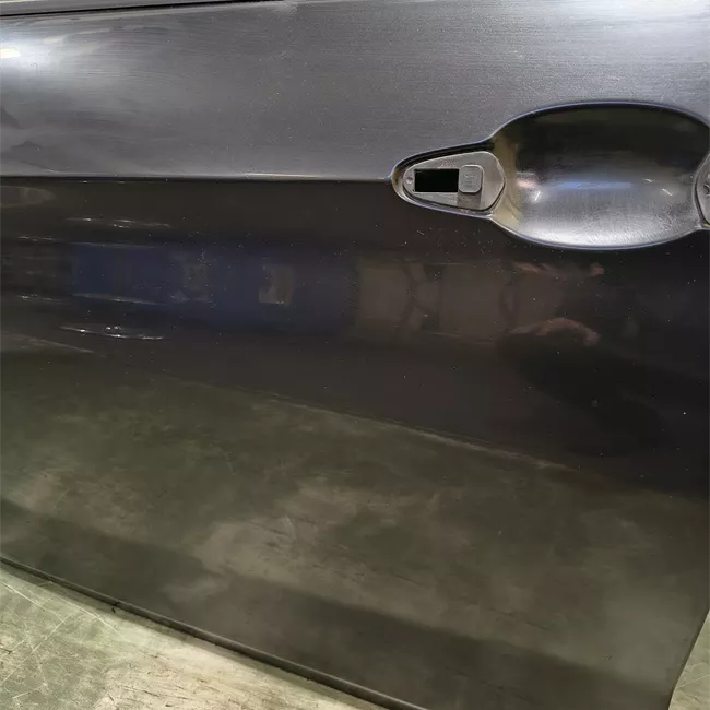 Porta anteriore sinistra