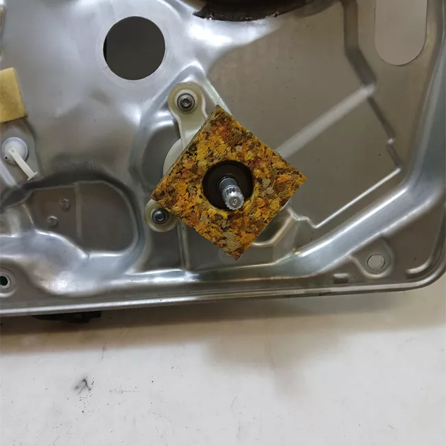 Alzacristallo porta anteriore destro