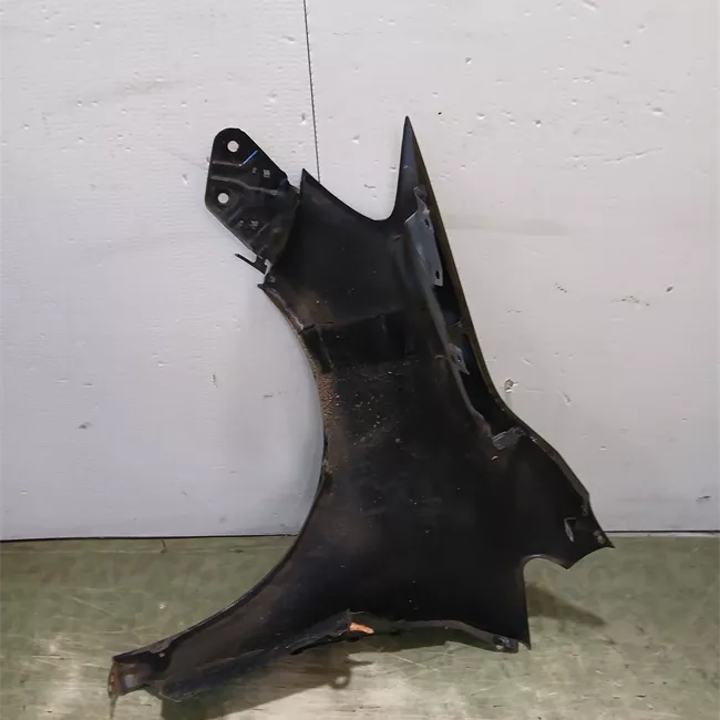 Parafango anteriore destro