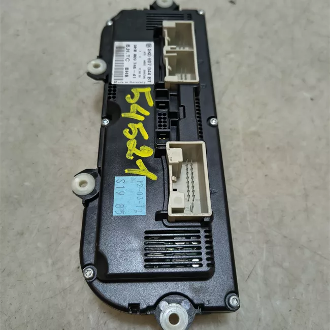 Blocco comando climatizzazione con clima regolazione elettronica nero/bianco