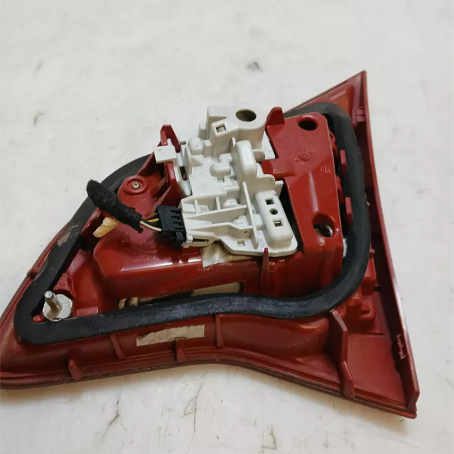 Fanale posteriore parte interno sinistro