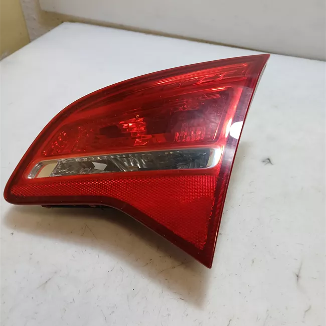 Fanale posteriore parte interno destro