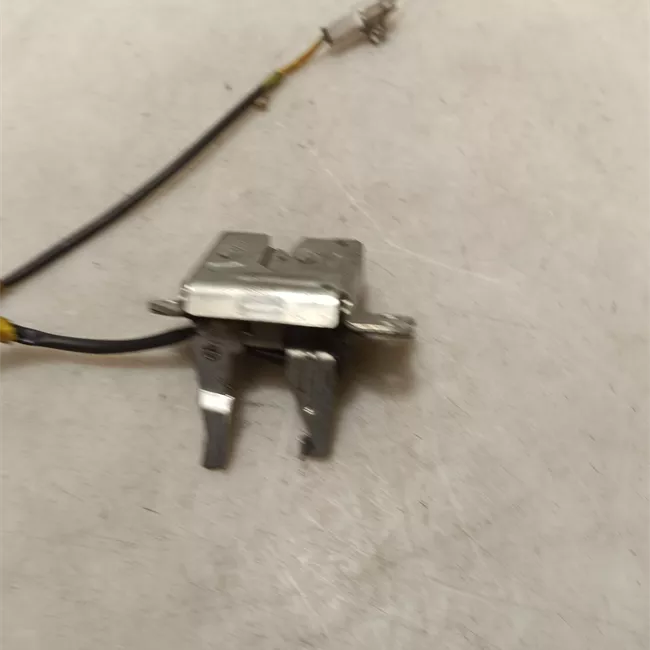 Serratura portello posteriore 01-99>12-02<