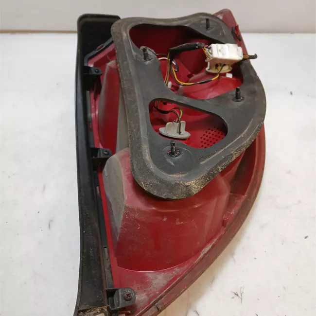 Fanale posteriore sinistro