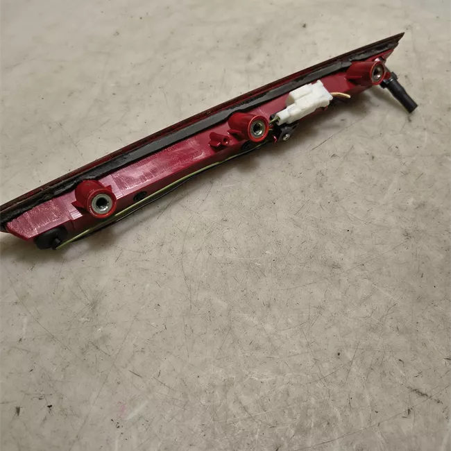 Fanale stop supplementare con ugello