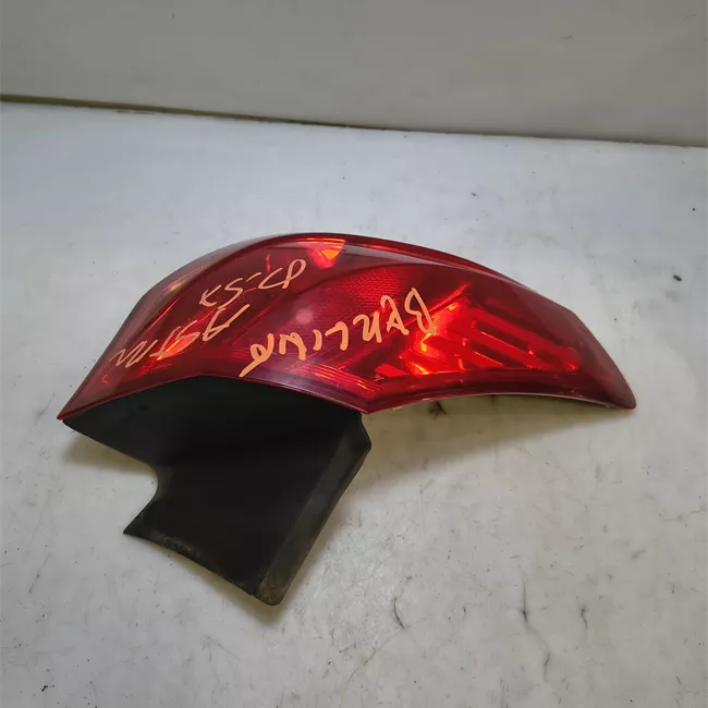 Fanale posteriore parte esterno sinistro