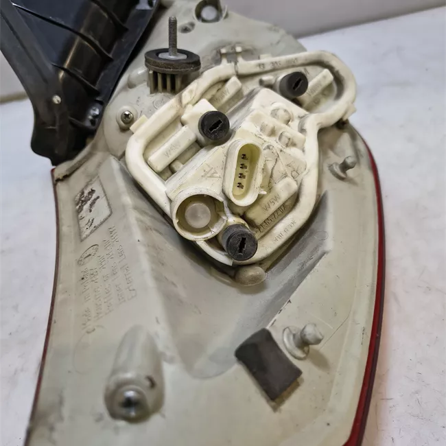 Fanale posteriore parte esterno destro