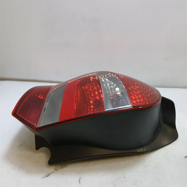 Fanale posteriore sinistro