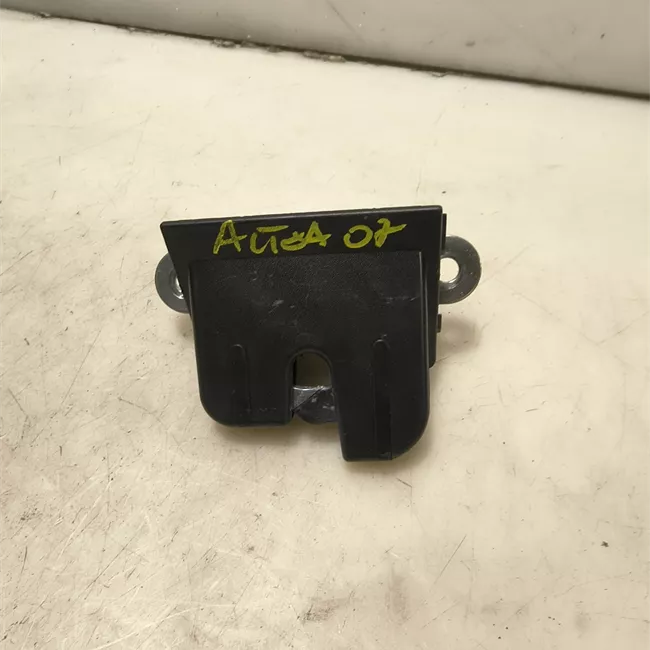 Serratura portello posteriore nero