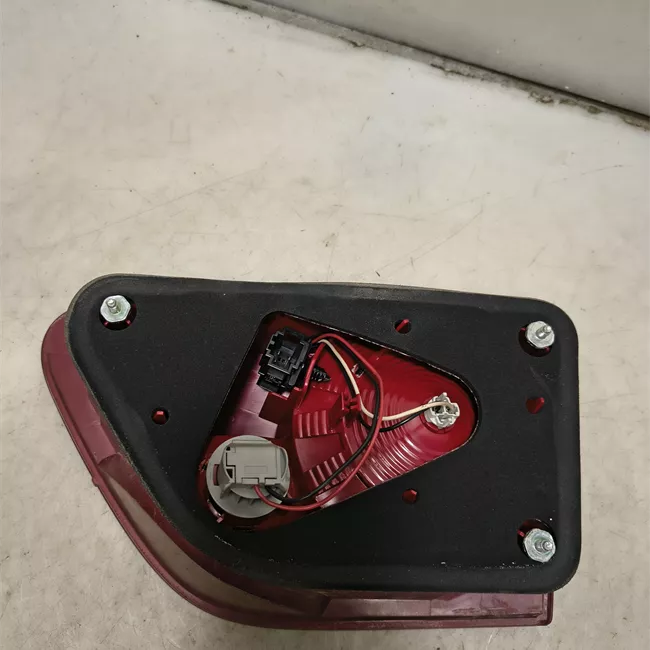 Fanale posteriore parte interno sinistro