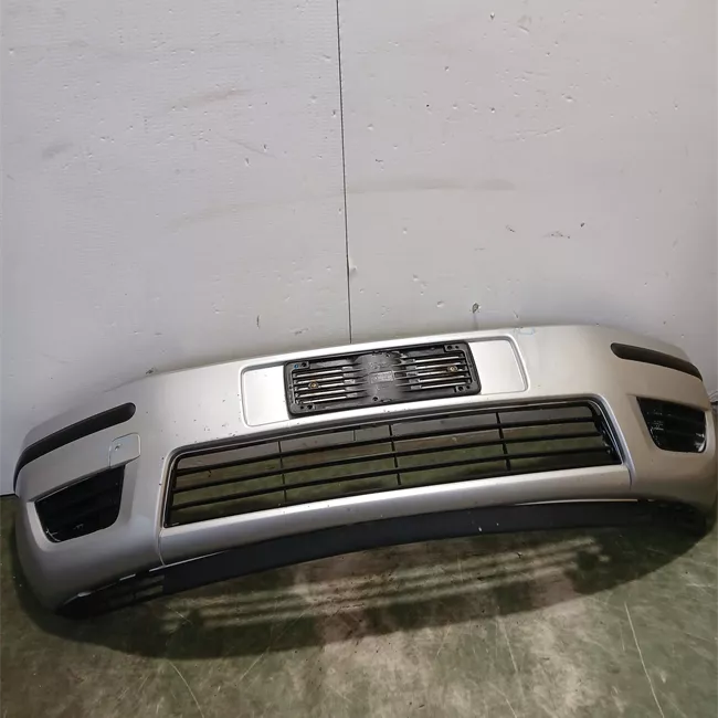 Paraurti anteriore con primer/serie 45