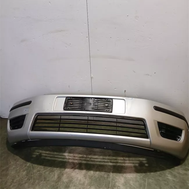 Paraurti anteriore con primer/serie 45