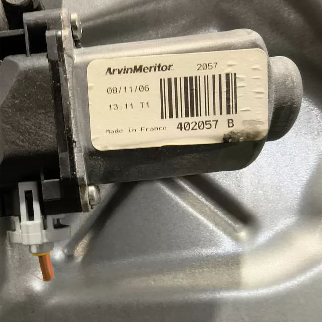 Alzacristallo elettrico porta anteriore sinistro