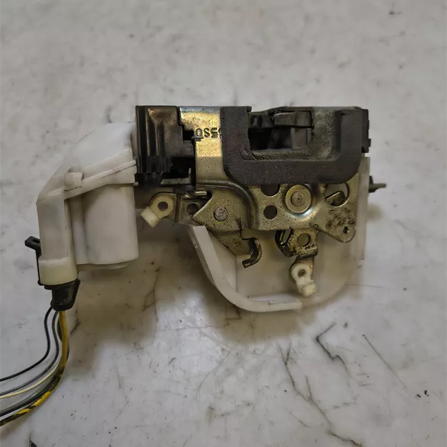 Serratura porta anteriore sinistra