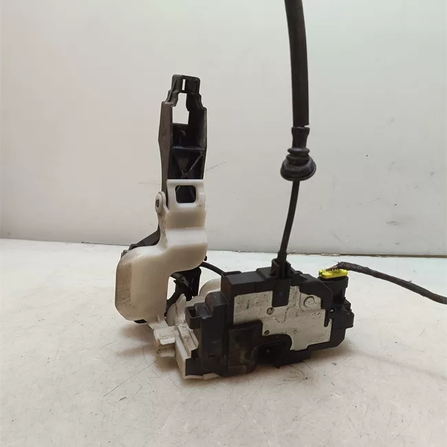 Serratura porta anteriore sinistra