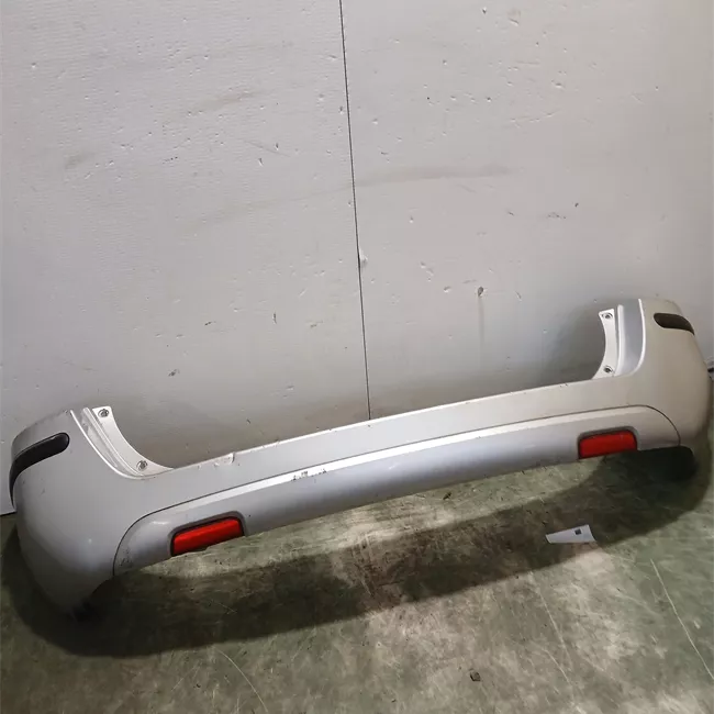 Paraurti posteriore completo