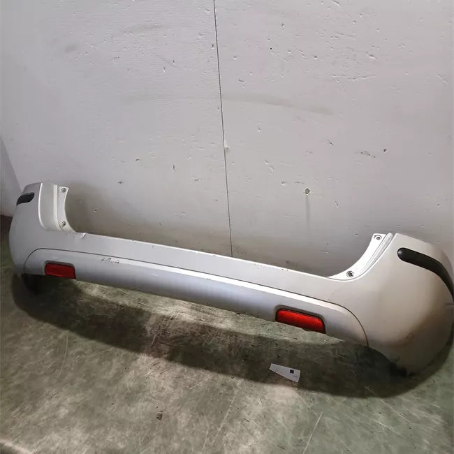 Paraurti posteriore completo