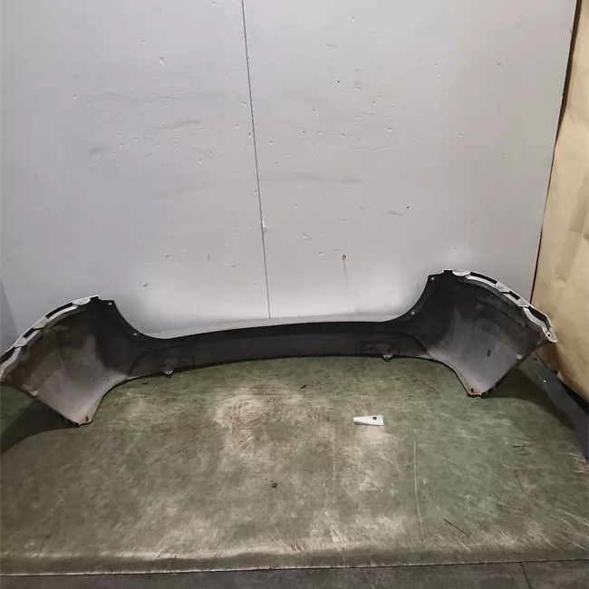 Paraurti posteriore completo