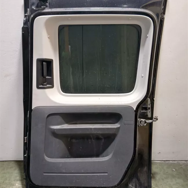 Porta posteriore destra