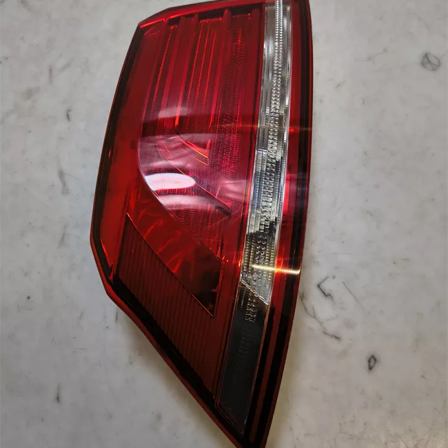 Fanale posteriore parte esterno sinistro Led