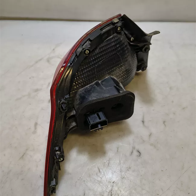 Fanale posteriore parte esterno destro Led