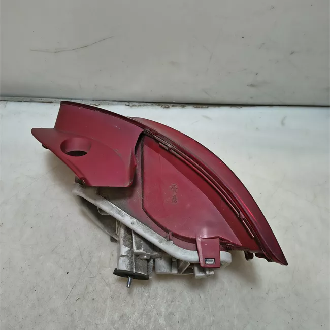 Fanale posteriore sinistro