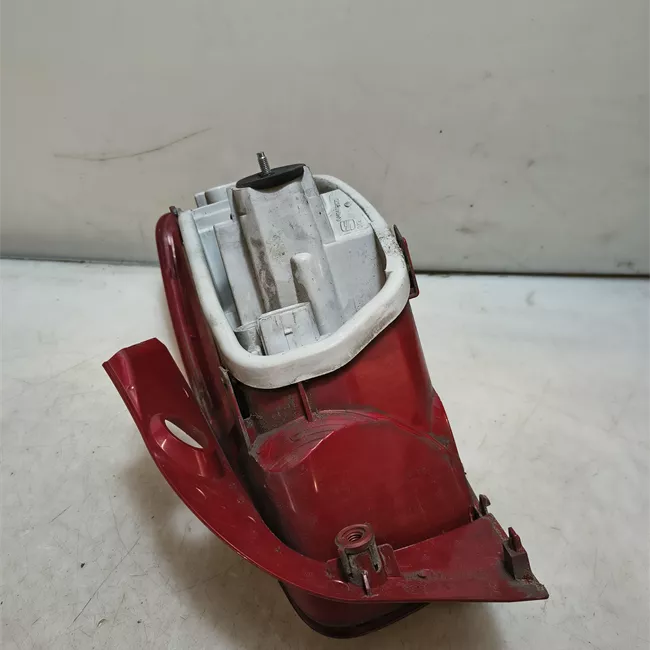 Fanale posteriore sinistro