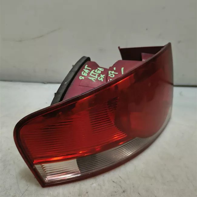 Fanale posteriore parte esterno sinistro