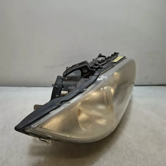 Proiettore destro Proiettori Xenon