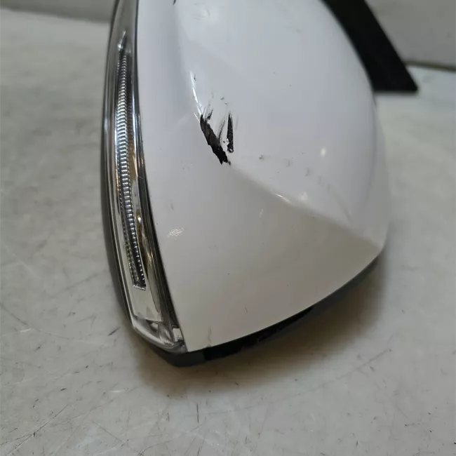 Retrovisore esterno regolazione elettrica sinistro con fanalino laterale