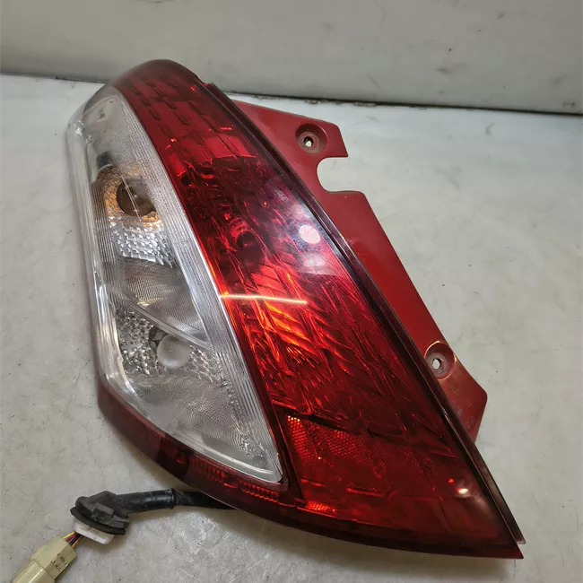 Fanale posteriore sinistro