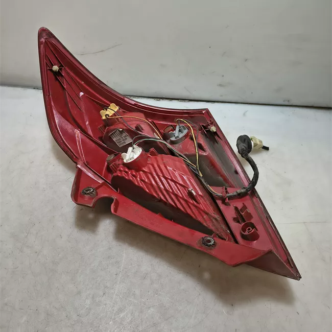 Fanale posteriore sinistro