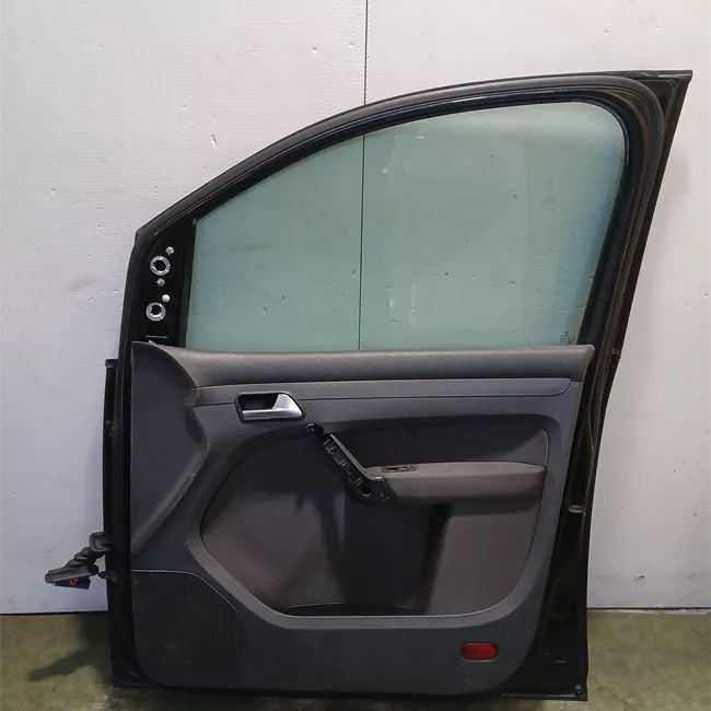 Porta anteriore destra