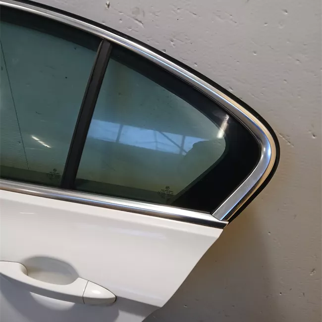 Porta posteriore sinistra