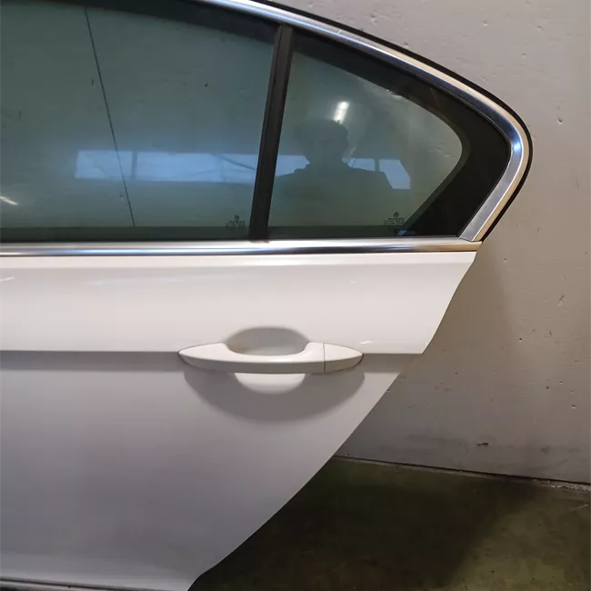 Porta posteriore sinistra