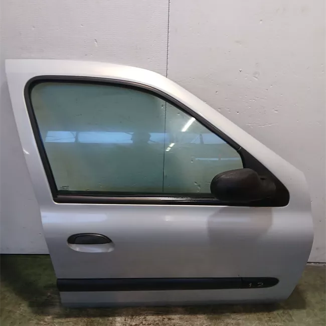 Porta anteriore destra