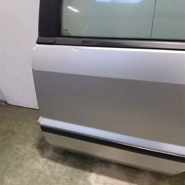 Porta posteriore sinistra