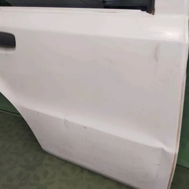 Porta posteriore destra