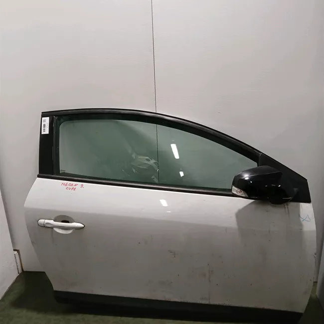 Porta anteriore destra