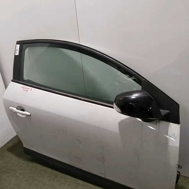 Porta anteriore destra