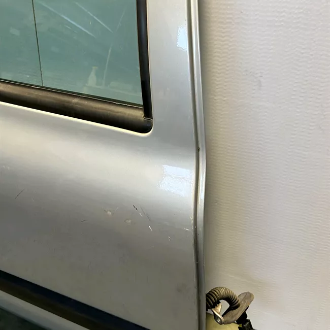 Porta posteriore destra