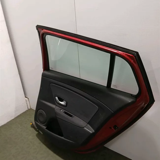 Porta posteriore destra